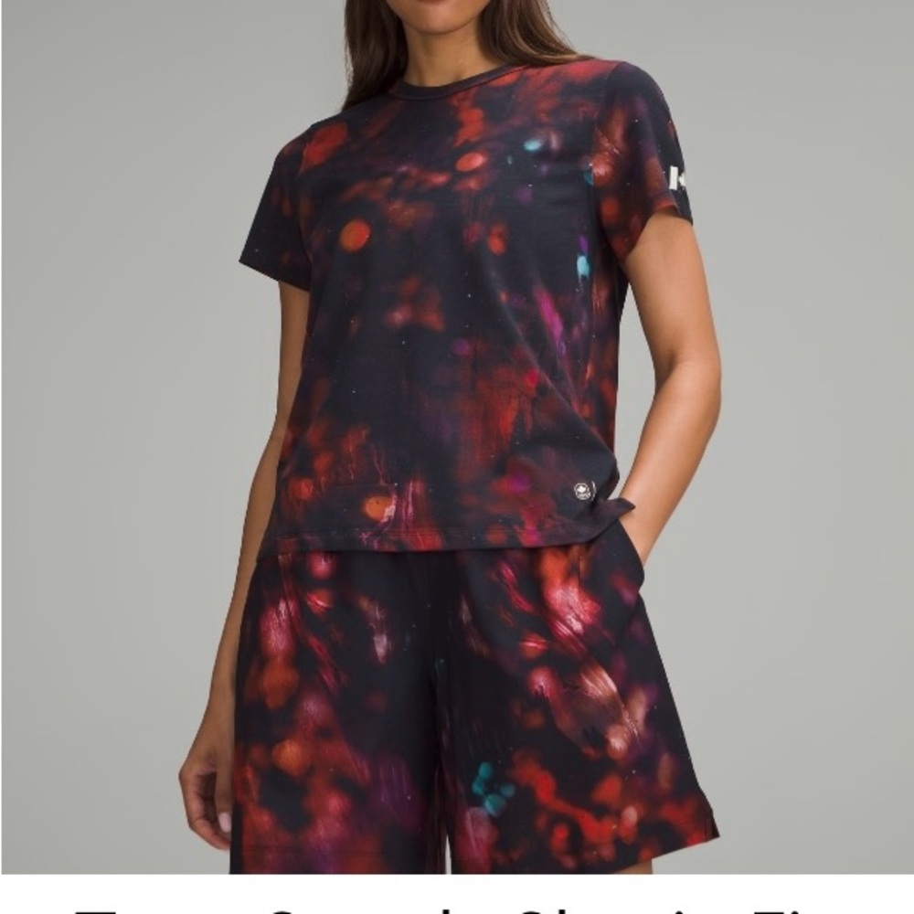 lululemon athletica Multicolor Short Sleeve Tee